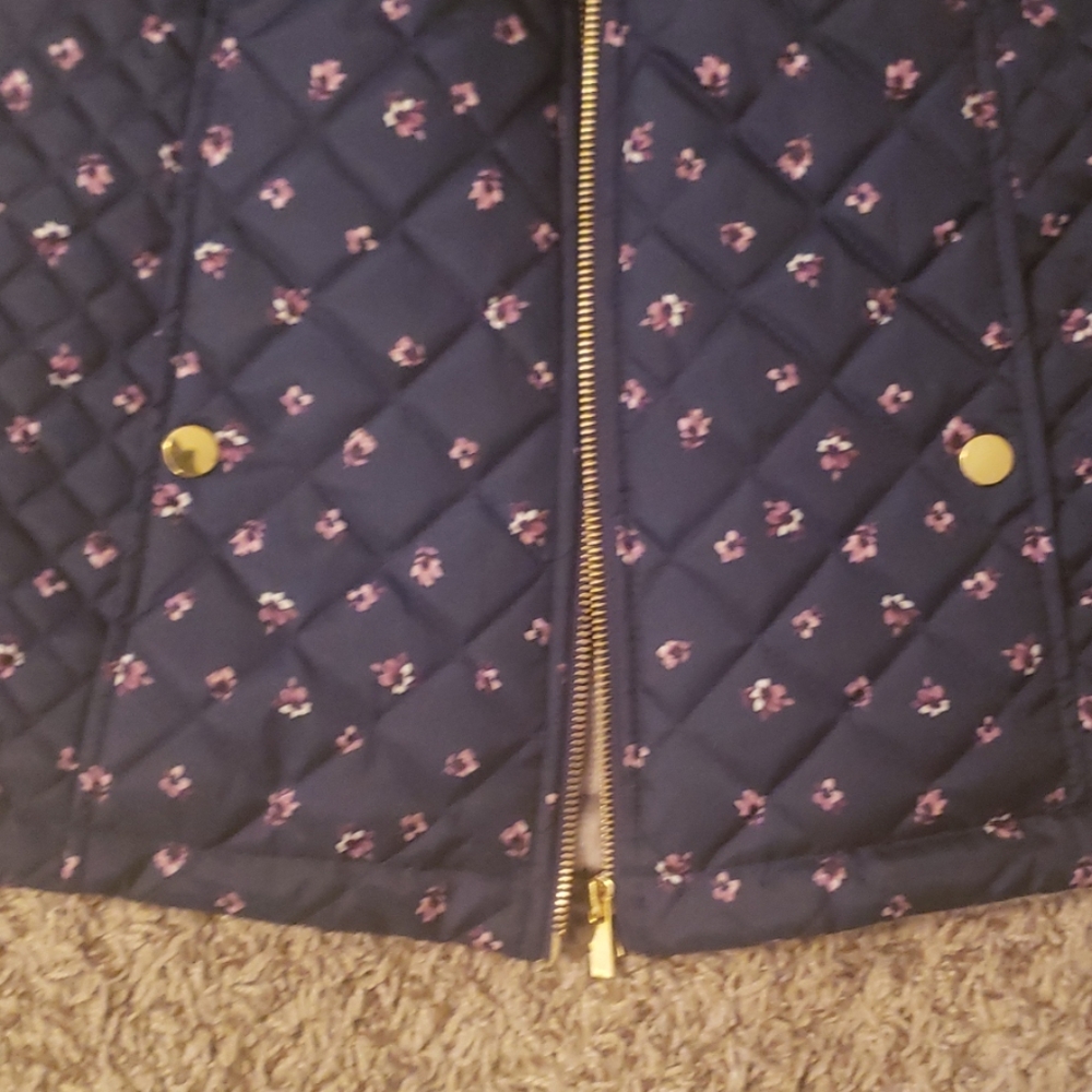 Basic Editions Floral Vest - Picture 2 of 5